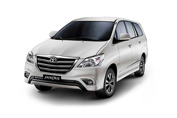 book Toyoto Innova Now